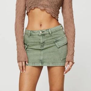 ZAKAI CARGO DENIM MINI SKIRT GREEN